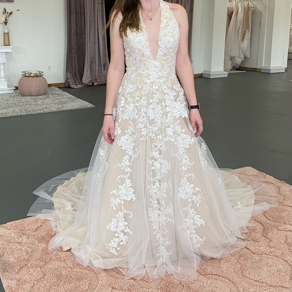 Wedding dress size 6